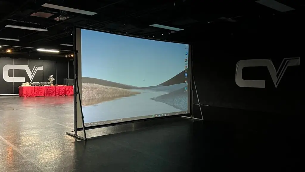 rent projector screen